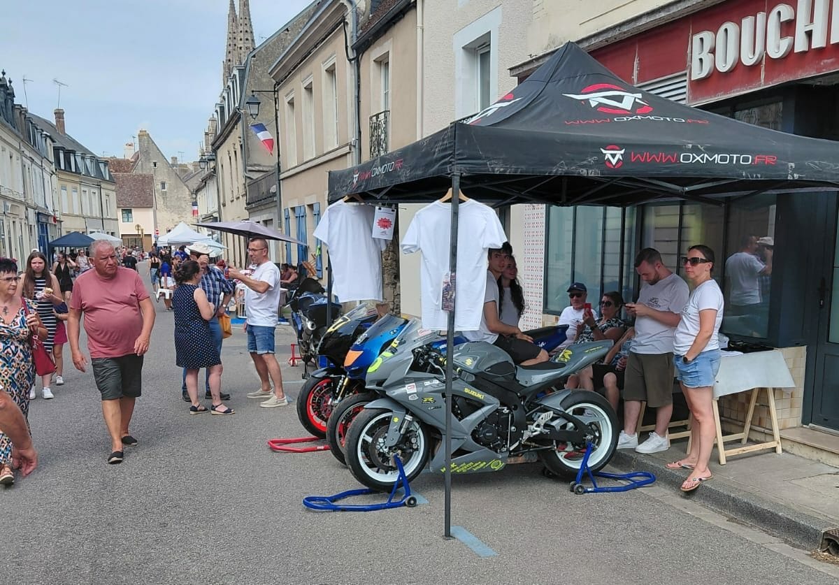 Motards réunis autour de leur passion